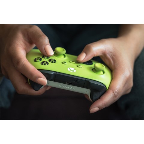 Microsoft Xbox kontroler bezprzewodowy Żółty (WYPRZEDAŻ) Microsoft Xbox kontroler bezprzewodowy Żółty (WYPRZEDAŻ)