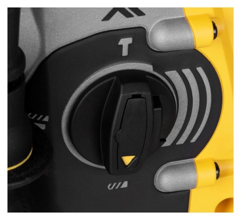 Zestaw Combo 18V DCF887+DCH273+DCG405 DCK305P3T Zestaw Combo 18V DCF887+DCH273+DCG405 DCK305P3T