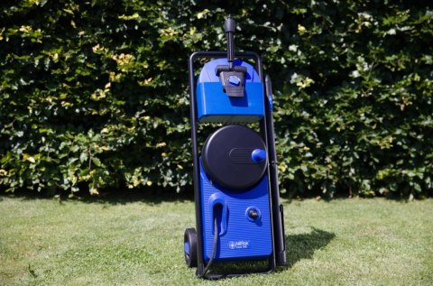NILFISK Myjka CORE 140-8 In Hand Powercontrol - CAR NILFISK Myjka CORE 140-8 In Hand Powercontrol - CAR