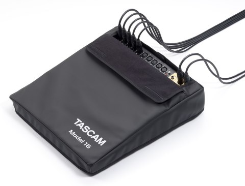 Tascam Model 16 - 14-kanałowy mikser analogowy z 16-ścieżkowym, cyfrowym rejestratorem Tascam Model 16 - 14-kanałowy mikser analogowy z 16-ścieżkowym, cyfrowym rejestratorem