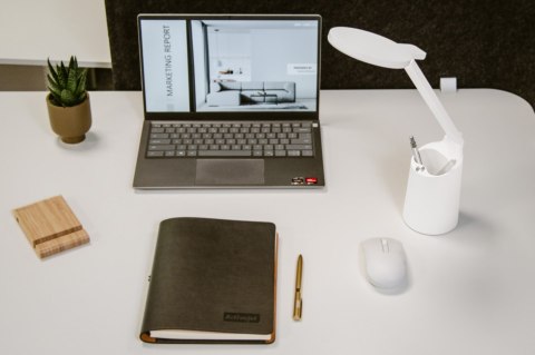 Nowoczesna lampka na biurko LED Activejet FUTURE biała z wbudowaną baterią akumulatorem wielokrotnego ładowania Nowoczesna lampka na biurko LED Activejet FUTURE biała z wbudowaną baterią akumulatorem wielokrotnego ładowania