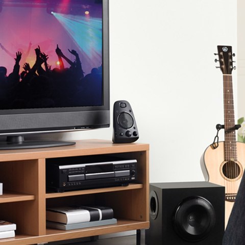 Zestaw głośników Logitech Z-623 Speaker 980-000403 (2.1; kolor czarny) Zestaw głośników Logitech Z-623 Speaker 980-000403 (2.1; kolor czarny)