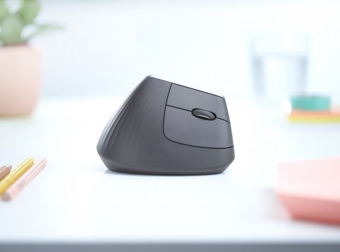 Mysz Logitech MX 910-005448 (optyczna; 4000 DPI; kolor czarny) Mysz Logitech MX 910-005448 (optyczna; 4000 DPI; kolor czarny)