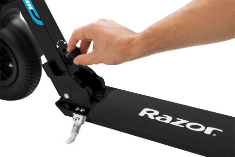 Hulajnoga Razor A5 Air 13073005 (kolor czarny) Hulajnoga Razor A5 Air 13073005 (kolor czarny)