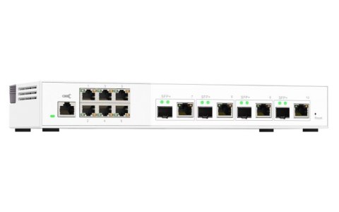 Qnap QSW-M2106-4C, 6x 2.5GbE, 4x combo 10GbE SFP+/RJ45, managed switch Qnap QSW-M2106-4C, 6x 2.5GbE, 4x combo 10GbE SFP+/RJ45, managed switch