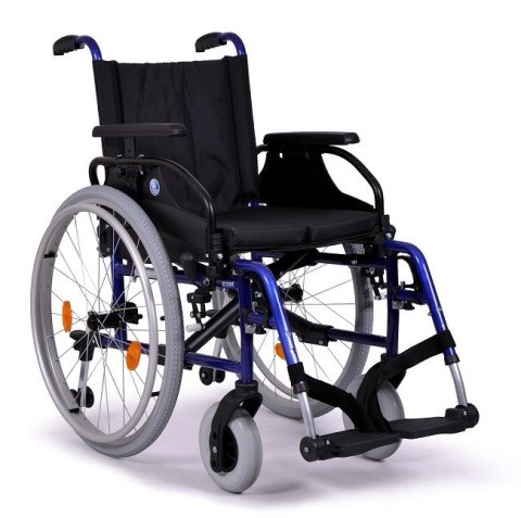Wózek ze stopów lekkich - model D200 szer. siedz. wózka inw. - 44 cm Wózek ze stopów lekkich - model D200 szer. siedz. wózka inw. - 44 cm