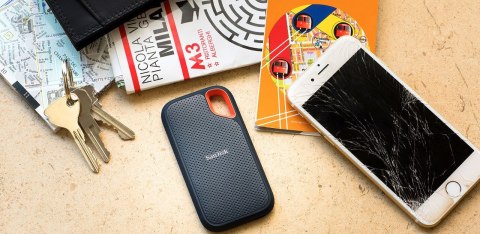 SanDisk Dysk zewnętrzny SSD SanDisk Extreme Portable (4TB; USB 3.2; 1050 MB/s; SDSSDE61-4T00-G25) SanDisk Dysk zewnętrzny SSD SanDisk Extreme Portable (4TB; USB 3.2; 1050 MB/s; SDSSDE61-4T00-G25)
