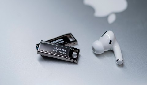 ADATA ADATA FLASHDRIVE UR340 128GB USB 3.2 BLACK ADATA ADATA FLASHDRIVE UR340 128GB USB 3.2 BLACK