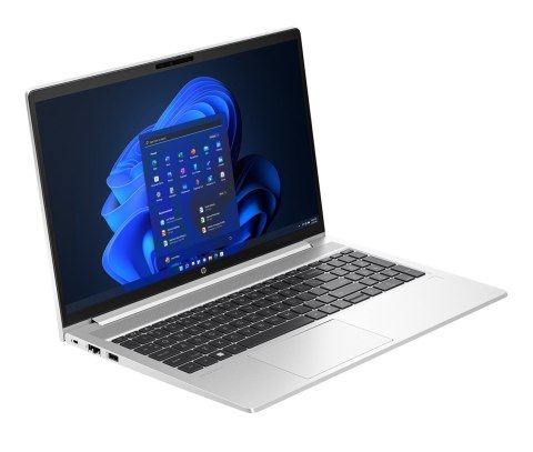 Hewlett-Packard HP ProBook 450 G10 i5-1334U 15.6"FHD IPS 250nits AG 16GB DDR4 SSD512 Iris Xe Cam720p 51Wh W11Pro Pike silver 3Y OnSite Hewlett-Packard HP ProBook 450 G10 i5-1334U 15.6"FHD IPS 250nits AG 16GB DDR4 SSD512 Iris Xe Cam720p 51Wh W11Pro Pike silver 3Y OnSite