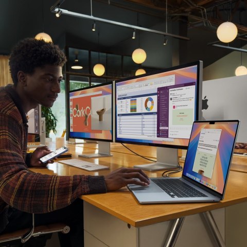 Apple Apple MacBook Air 15" Apple M4 chip with 10-core CPU + 10-core GPU 24GB RAM 512GB SSD Sky Blue Apple Apple MacBook Air 15" Apple M4 chip with 10-core CPU + 10-core GPU 24GB RAM 512GB SSD Sky Blue