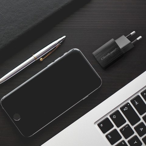 Qoltec QOLTEC ŁADOWARKA SIECIOWA 35W GAN ULTRA | 5-20V | 2.25-3A | 1 X USB TYP C PD | 1 X USB QV 3.0 | CZARNA Qoltec QOLTEC ŁADOWARKA SIECIOWA 35W GAN ULTRA | 5-20V | 2.25-3A | 1 X USB TYP C PD | 1 X USB QV 3.0 | CZARNA