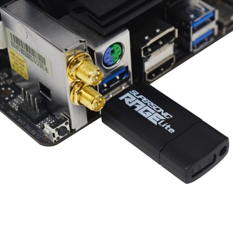 Patriot Memory PATRIOT RAGE LITE 120 MB/s 32GB USB 3.2 Patriot Memory PATRIOT RAGE LITE 120 MB/s 32GB USB 3.2