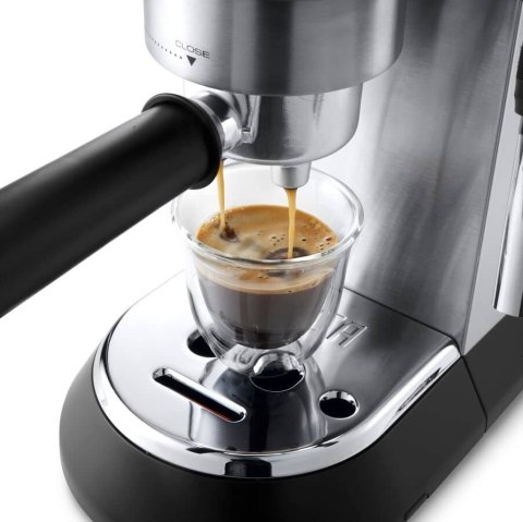 DeLonghi Ekspres kolbowy DeLonghi Dedica Style EC 685.M (1350W; kolor srebrny) (WYPRZEDAŻ) DeLonghi Ekspres kolbowy DeLonghi Dedica Style EC 685.M (1350W; kolor srebrny) (WYPRZEDAŻ)