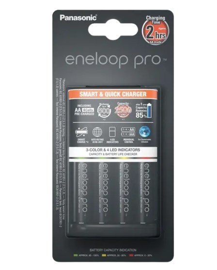 Panasonic ŁADOWARKA PANASONIC SMARTPLUS + 4x AA ENELOOP PRO 2500 mAh Panasonic ŁADOWARKA PANASONIC SMARTPLUS + 4x AA ENELOOP PRO 2500 mAh