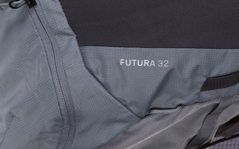 Deuter Plecak turystyczny Deuter Futura 32 graphite-shale Deuter Plecak turystyczny Deuter Futura 32 graphite-shale
