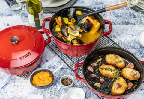ZWILLING Zestaw 3 naczyń żeliwnych z pokrywką STAUB 40508-387-0 - czerwony 24 cm