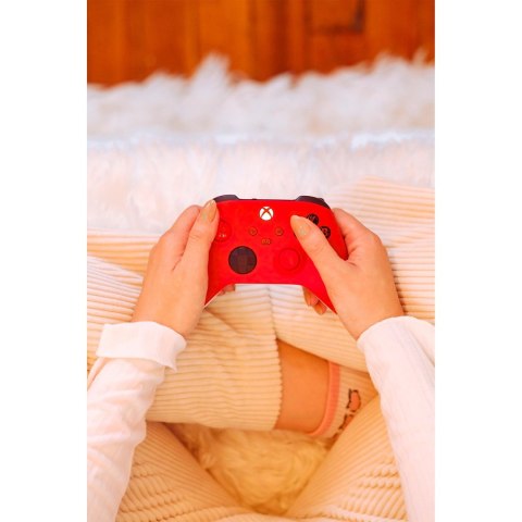 Microsoft Microsoft Xbox Series Kontroler - Pulsujący czerwon (WYPRZEDAŻ) Microsoft Microsoft Xbox Series Kontroler - Pulsujący czerwon (WYPRZEDAŻ)
