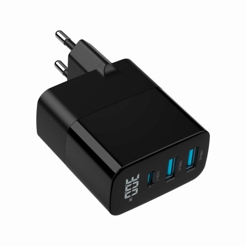 GEMBIRD GEMBIRD 3-PORTOWA SZYBKA ŁADOWARKA SIECIOWA GAN (PD) USB (2X USB-A + 1X USB TYP-C), 30W, LCD, CZARNA GEMBIRD GEMBIRD 3-PORTOWA SZYBKA ŁADOWARKA SIECIOWA GAN (PD) USB (2X USB-A + 1X USB TYP-C), 30W, LCD, CZARNA