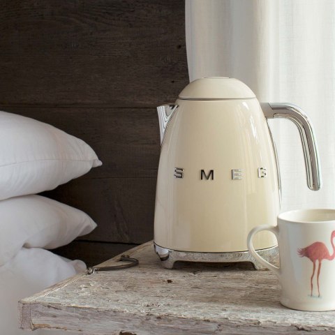 SMEG Czajnik elektryczny SMEG KLF03CREU kremowy SMEG Czajnik elektryczny SMEG KLF03CREU kremowy