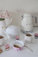 SMEG Czajnik elektryczny SMEG KLF04CREU kremowy (WYPRZEDAŻ)