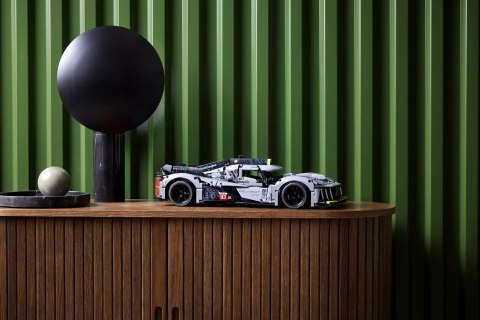 Lego LEGO Technic 42156 PEUGEOT 9X8 24H Le Mans Hybrid Lego LEGO Technic 42156 PEUGEOT 9X8 24H Le Mans Hybrid