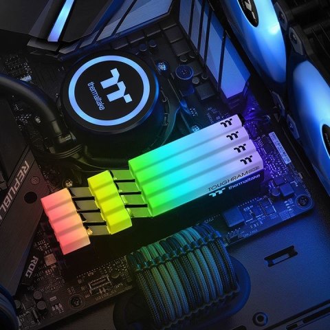Thermaltake THERMALTAKE RAM RGB 2X8GB 4400MHZ CL19 BLACK