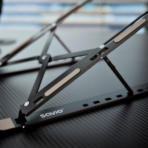 SAVIO SAVIO PODSTAWKA BIUROWA POD LAPTOP, TABLET, CZARNA, ALUMINIOWA PB-05 SAVIO SAVIO PODSTAWKA BIUROWA POD LAPTOP, TABLET, CZARNA, ALUMINIOWA PB-05