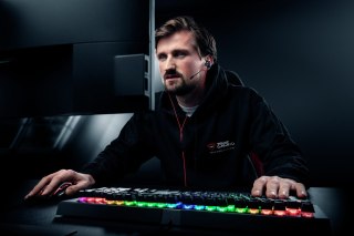 Trust Słuchawki z mikrofonem TRUST GXT 408 Cobra czarno-czerwony