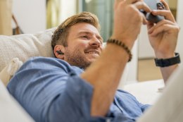 POLY Słuchawki Poly Voyager Free 60 UC Black Earbuds +BT700 USB-C Adapter +Basic Charge Case Retail Packaging