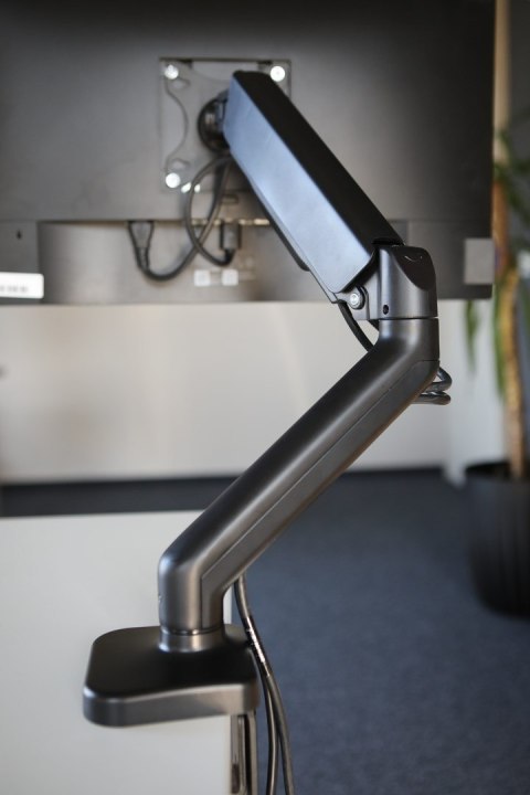 SAVIO SAVIO UCHWYT BIURKOWY NA MONITOR 17''-32'', 2-9 KG, NA SPRĘŻYNIE GAZOWEJ UM-01 SAVIO SAVIO UCHWYT BIURKOWY NA MONITOR 17''-32'', 2-9 KG, NA SPRĘŻYNIE GAZOWEJ UM-01