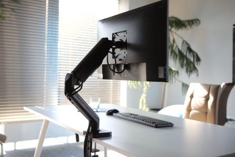 SAVIO SAVIO UCHWYT BIURKOWY NA MONITOR 17''-32'', 2-9 KG, NA SPRĘŻYNIE GAZOWEJ UM-01 SAVIO SAVIO UCHWYT BIURKOWY NA MONITOR 17''-32'', 2-9 KG, NA SPRĘŻYNIE GAZOWEJ UM-01