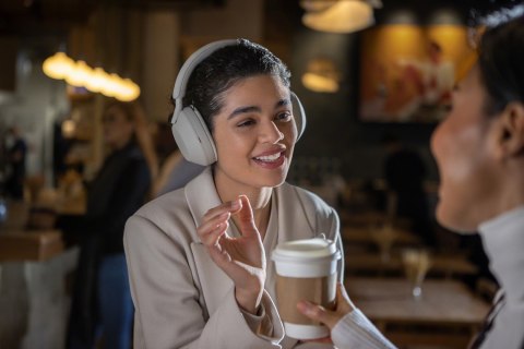 Sony Słuchawki Sony WH-1000XM5 nauszne bluetooth srebrne (WYPRZEDAŻ) Sony Słuchawki Sony WH-1000XM5 nauszne bluetooth srebrne (WYPRZEDAŻ)