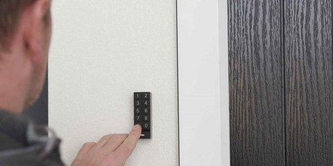 Yale Klawiatura do inteligentnego zamka Linus Yale Smart Keypad (WYPRZEDAŻ) Yale Klawiatura do inteligentnego zamka Linus Yale Smart Keypad (WYPRZEDAŻ)