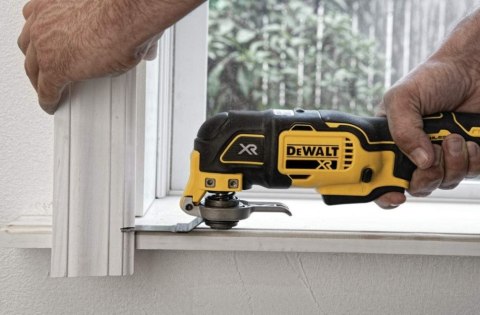 DeWalt Narzędzie wielofu 18v bez aku i ład DCS356NT DEWALT DeWalt Narzędzie wielofu 18v bez aku i ład DCS356NT DEWALT