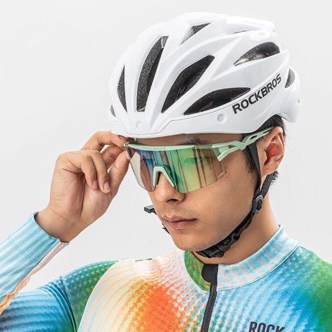 Rockbros Okulary rowerowe Rockbros fotochromowe, z ochroną UV i wkładką korekcyjną - zielone Rockbros Okulary rowerowe Rockbros fotochromowe, z ochroną UV i wkładką korekcyjną - zielone