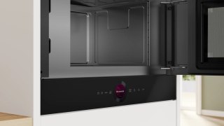 BOSCH Kuchenka mikrofalowa BOSCH BFR7221B1