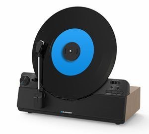 Blaupunkt Gramofon wertykalny BLAUPUNKT VT100BK Blaupunkt Gramofon wertykalny BLAUPUNKT VT100BK