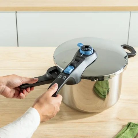 Tefal Szybkowar TEFAL Secure Trendy Pressure 6L P2580701 Tefal Szybkowar TEFAL Secure Trendy Pressure 6L P2580701