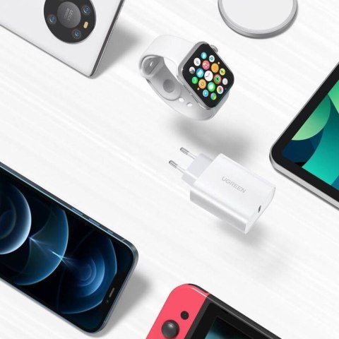 UGREEN Ugreen ładowarka sieciowa USB Power Delivery 3.0 Quick Charge 4.0+ 20W 3A (biały) UGREEN Ugreen ładowarka sieciowa USB Power Delivery 3.0 Quick Charge 4.0+ 20W 3A (biały)