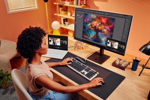 Hewlett-Packard MONITOR HP OLED, UHD 31,5" OMEN Transcend 32 (9R181E9) 240Hz Hewlett-Packard MONITOR HP OLED, UHD 31,5" OMEN Transcend 32 (9R181E9) 240Hz
