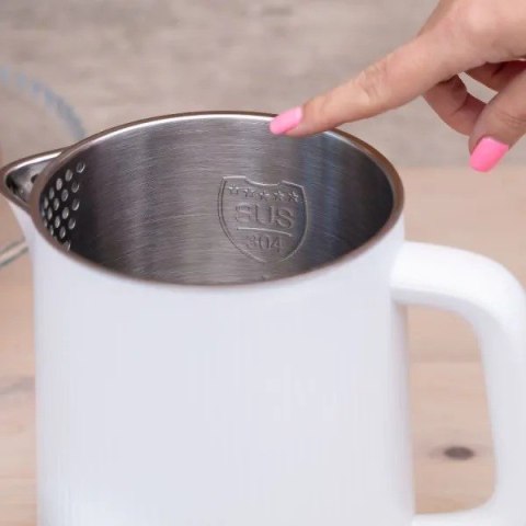 MPM Czajnik bezprzewodowy MPM MCZ-115