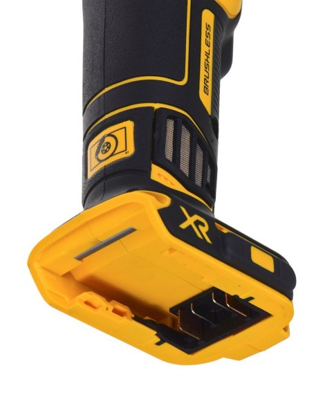 DeWalt Zestaw COMBO 18V DCD796, DCG405 + 2x5,0Ah DCK208 DeWalt Zestaw COMBO 18V DCD796, DCG405 + 2x5,0Ah DCK208