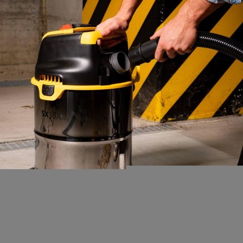 Odkurzacz przemysłowy STANLEY Wet&Dry SXVC30XTDE (1600W; kolor czarny) Odkurzacz przemysłowy STANLEY Wet&Dry SXVC30XTDE (1600W; kolor czarny)