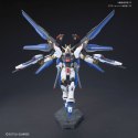 BANDAI Figurka kolekcjonerska Bandai HGCE 1/144 ZGMF-X20A STRIKE FREEDOM GUNDAM BANDAI Figurka kolekcjonerska Bandai HGCE 1/144 ZGMF-X20A STRIKE FREEDOM GUNDAM