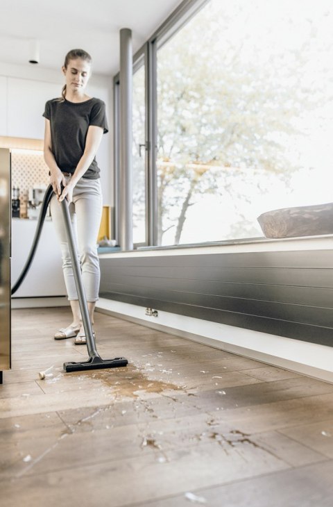 KARCHER Odkurzacz Uniwersalny KARCHER WD 2 Plus V-12/4/18C KARCHER Odkurzacz Uniwersalny KARCHER WD 2 Plus V-12/4/18C