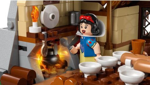 Lego LEGO Disney 43242 Chatka Królewny Śnieżki i siedmiu krasnoludków Lego LEGO Disney 43242 Chatka Królewny Śnieżki i siedmiu krasnoludków