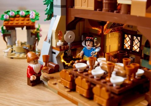 Lego LEGO Disney 43242 Chatka Królewny Śnieżki i siedmiu krasnoludków Lego LEGO Disney 43242 Chatka Królewny Śnieżki i siedmiu krasnoludków