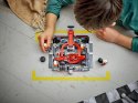 Lego LEGO CITY 60443 F1 Pit stop i mechanicy z bolidem Ferrari