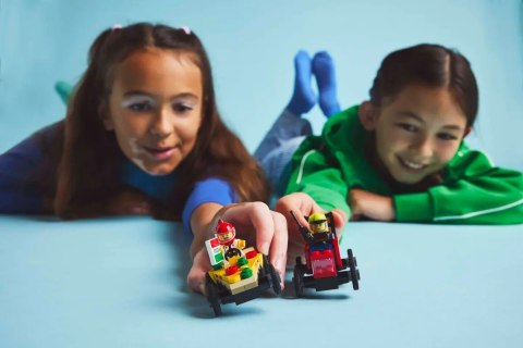 Lego LEGO CITY 60458 Zestaw wyścigówek: pizza kontra wóz strażacki Lego LEGO CITY 60458 Zestaw wyścigówek: pizza kontra wóz strażacki