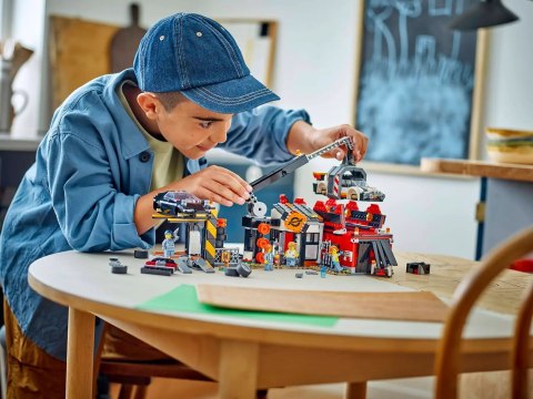 Lego LEGO CITY 60472 Złomowisko z samochodami Lego LEGO CITY 60472 Złomowisko z samochodami